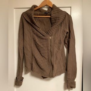 Gap Sweater. Moto style. Full Zip. Brown